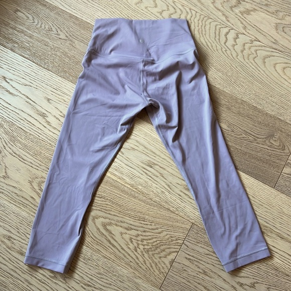 lululemon Align™ High-Rise Crop 21" *Cooling, Size 6, Violet Verbena - Picture 4 of 4